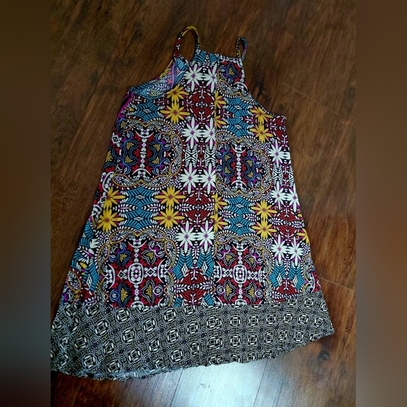 Xhilaration Vibrant Patterned Camisole - Picture 5 of 8